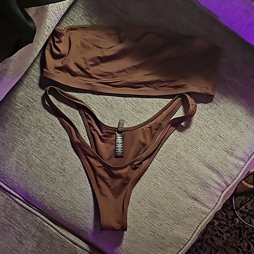 SKIMS  bikini set